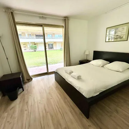 The Golden Triangle *